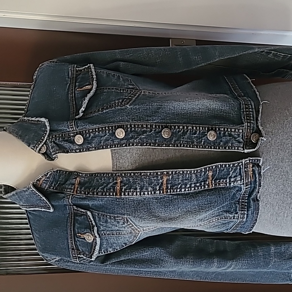YMI Size Medium Distressed Cotton Denim Jean Jacket